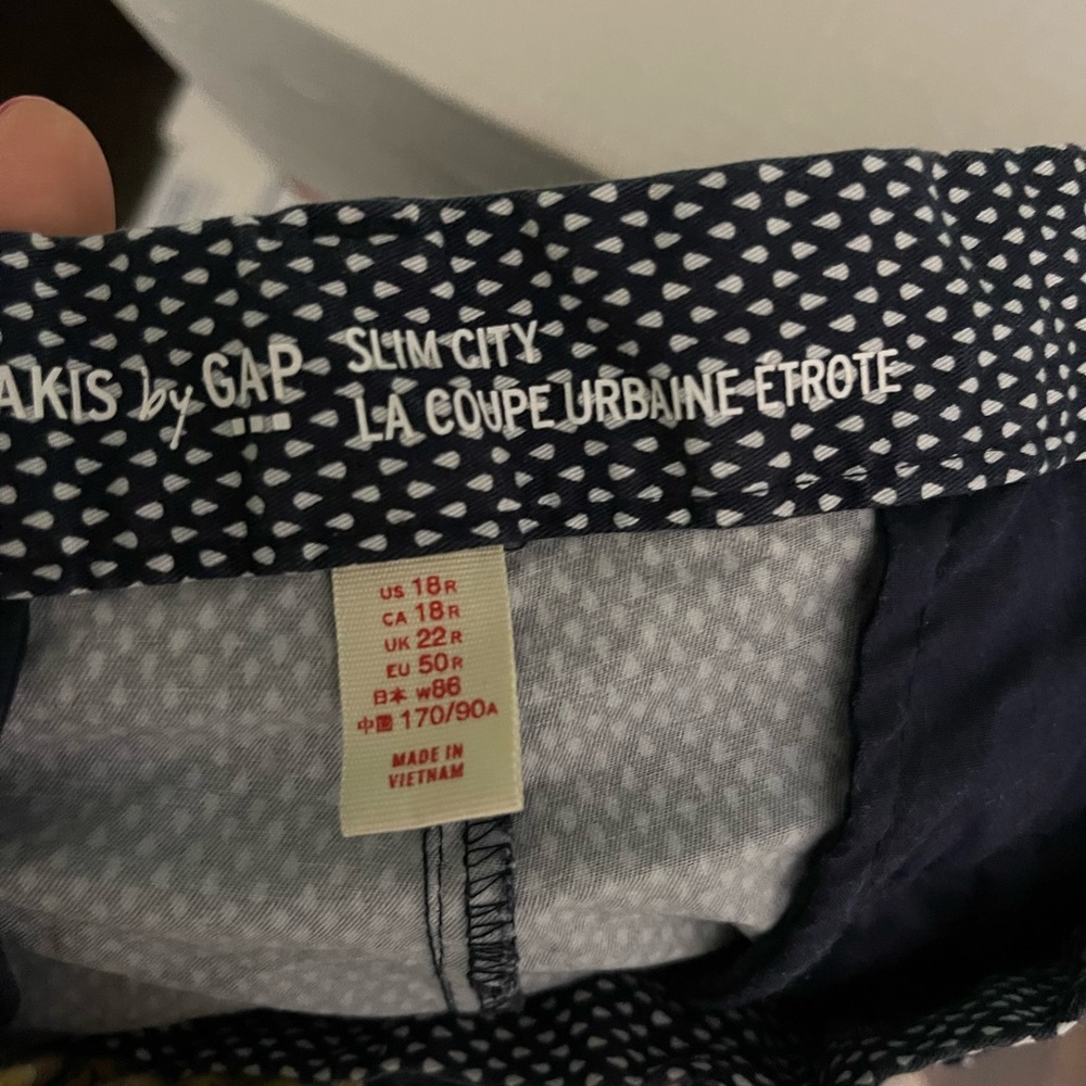 Khakis by Gap - Picture 7 of 10